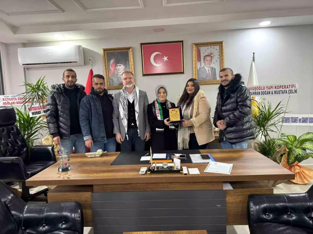 Filistinli Öğrencilerden AK Parti’ye Ziyaret