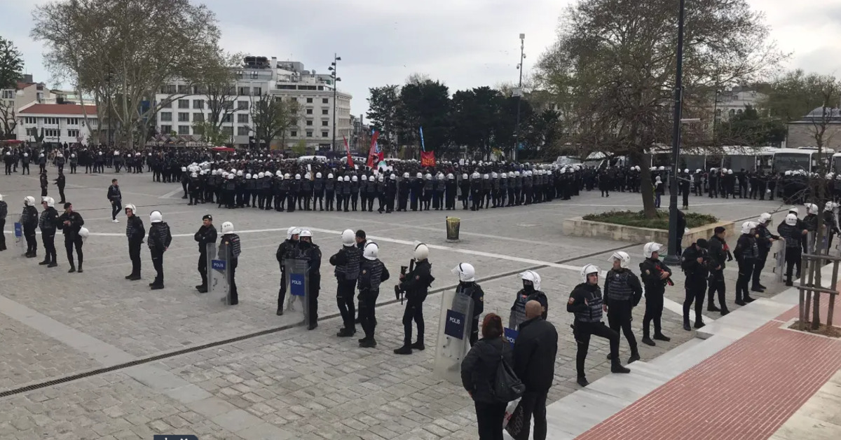 Öğrencilerin Saraçhane yürüyüşüne polis izin vermedi